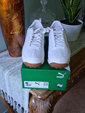 Puma White and Gum Low-Top Lace-Up Sneakers